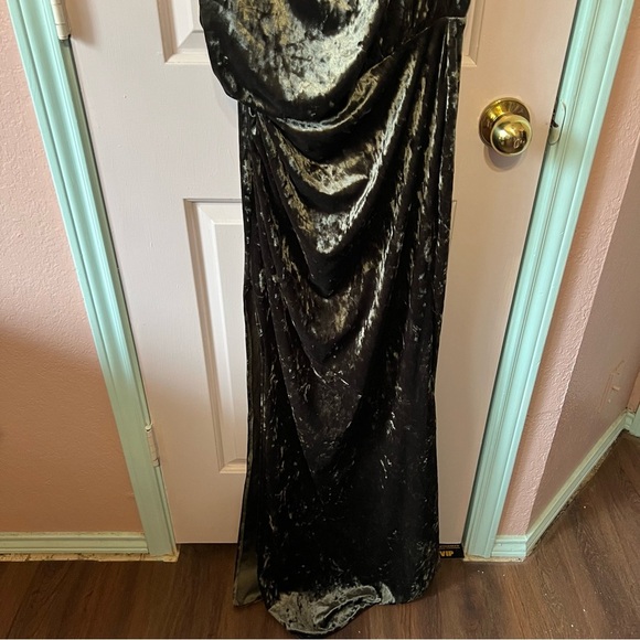 ASOS Crushed Velvet Trim Detail Draped Maxi Dress Green Size 6 - Picture 6 of 14